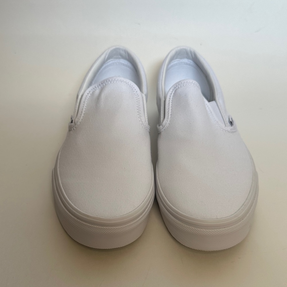 Vans Classic Slip-ons NWOT | W9.5 M8 (US) Unisex